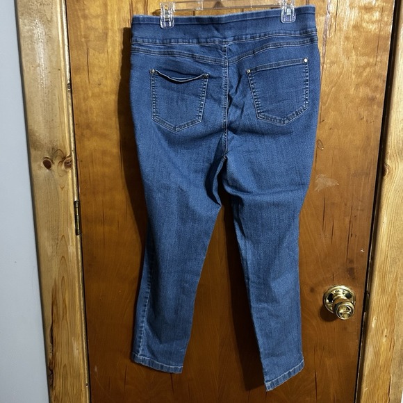 Van Heusen Jeans Super Stretch Pull On Slim Fit Womens Size 14 Short - Picture 4 of 5